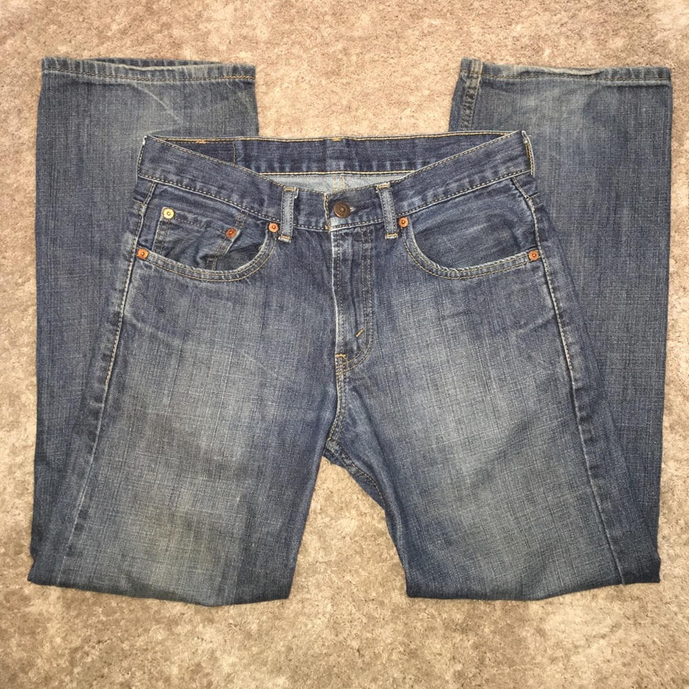 Levi’s - Dark Wash 28x28 550 Jeans (Relaxed)